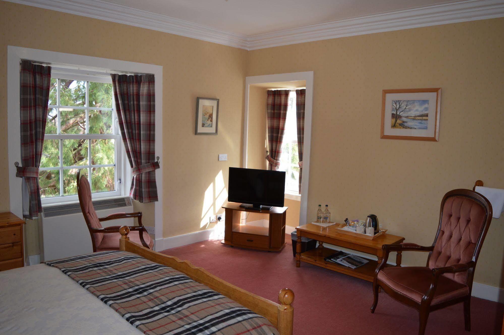 Fairwinds Hotel Карбридж Екстериор снимка