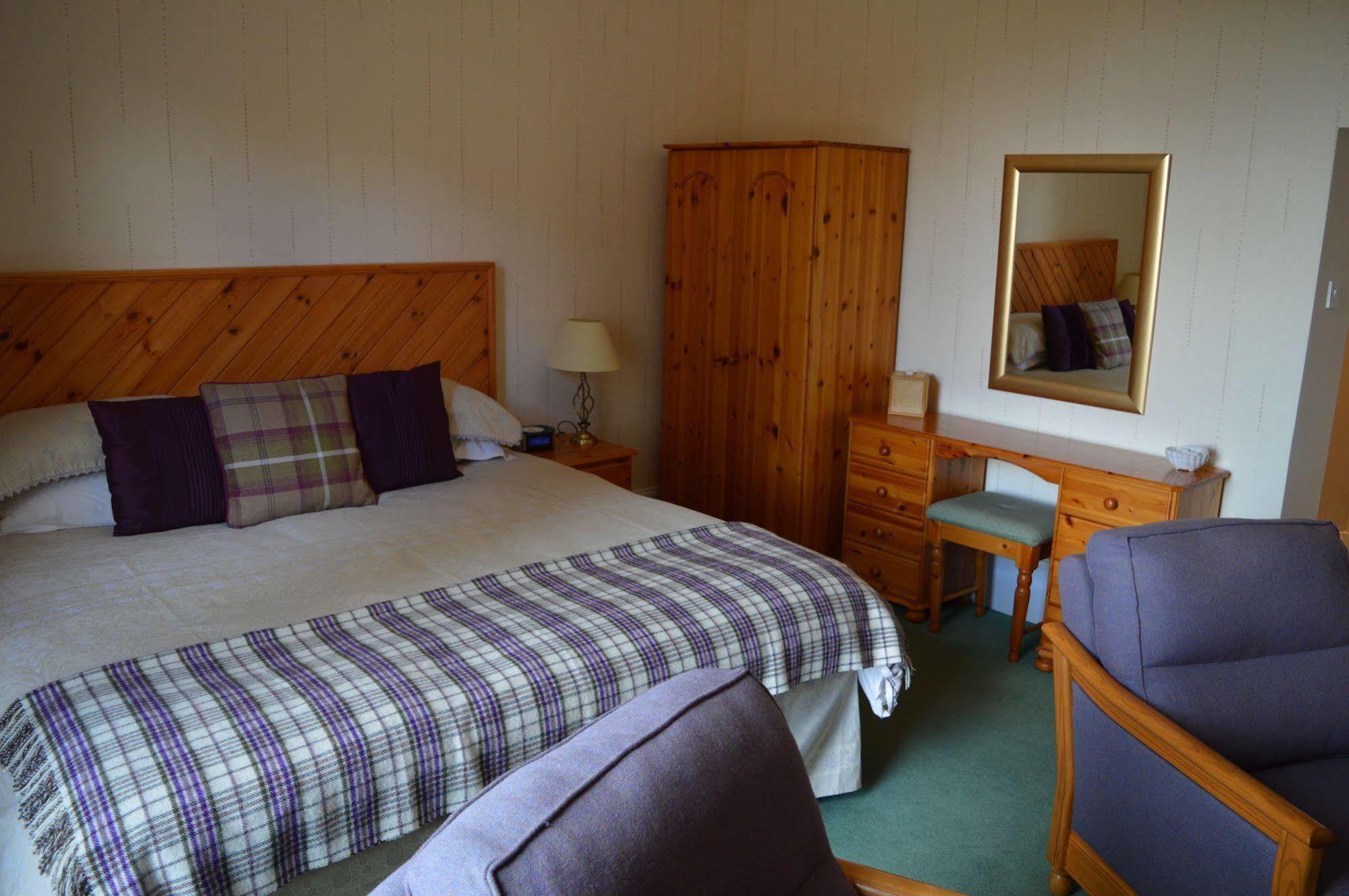 Fairwinds Hotel Карбридж Екстериор снимка